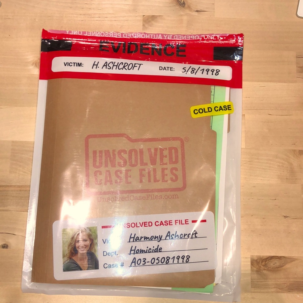Pressman Unsolved Case Files: Harmony Ashcroft - Cold Case Murder Mystery Game